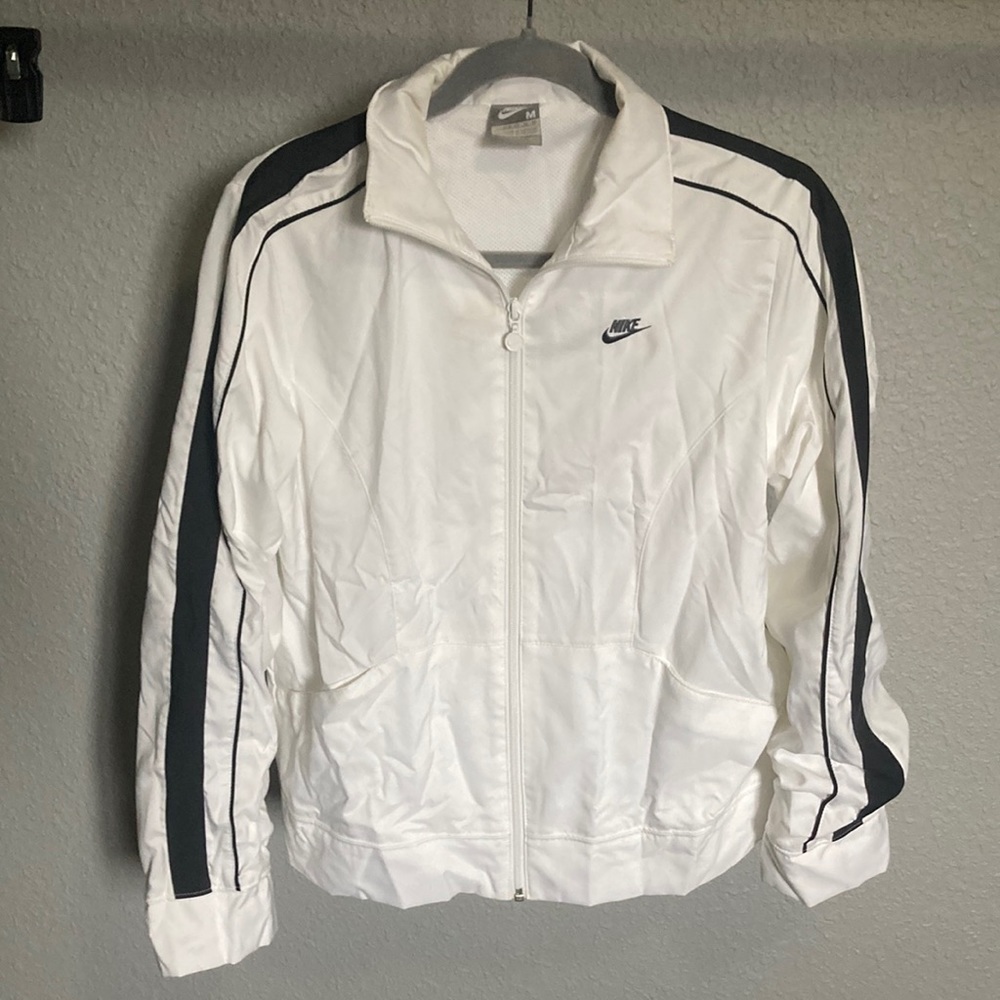 Nike women’s full-zip jacket